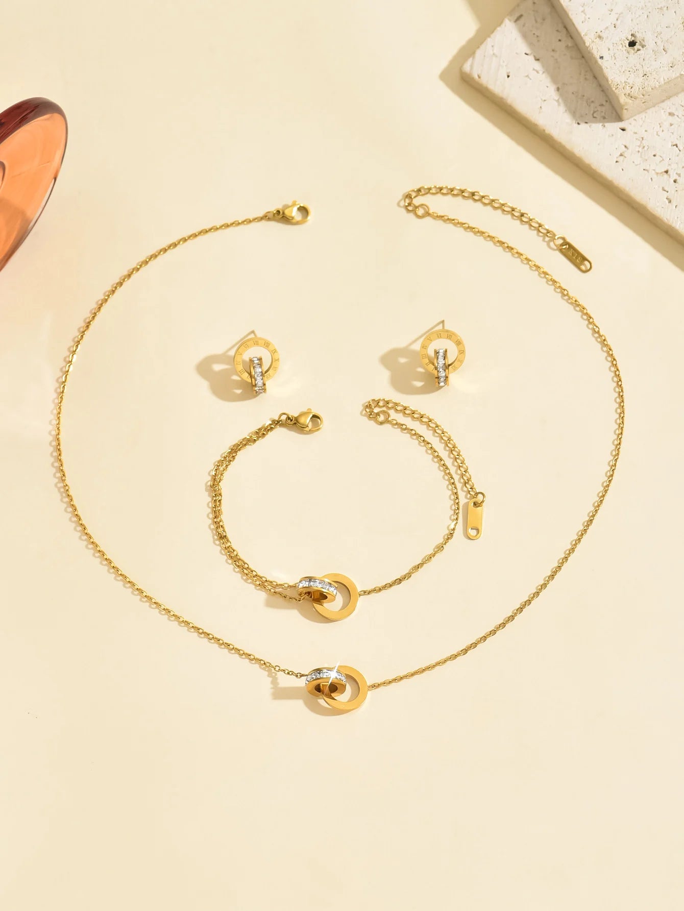 Roman Elegance Double Ring Jewelry Set